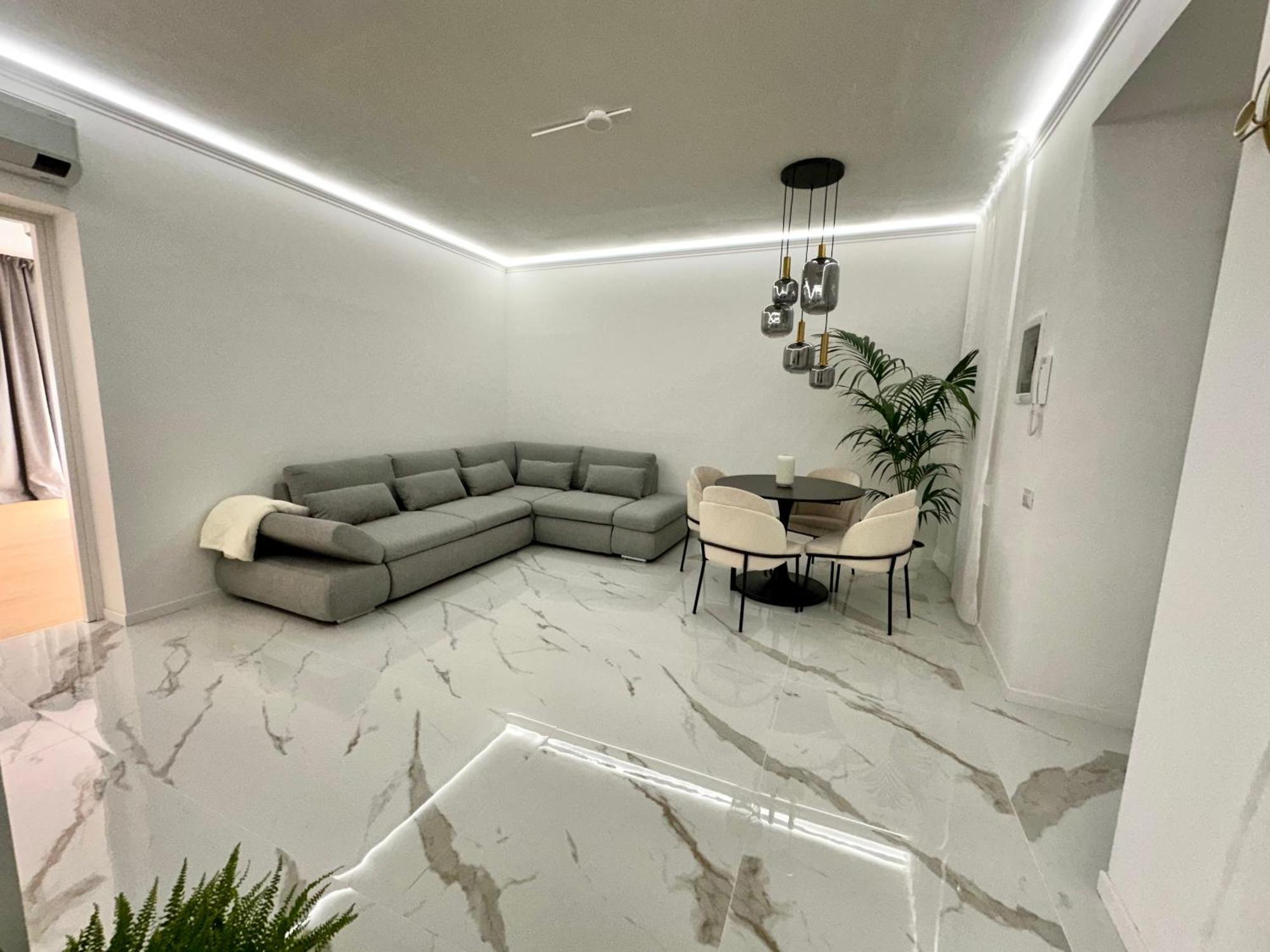 Luna Luxury Suite Bergamo Exteriör bild
