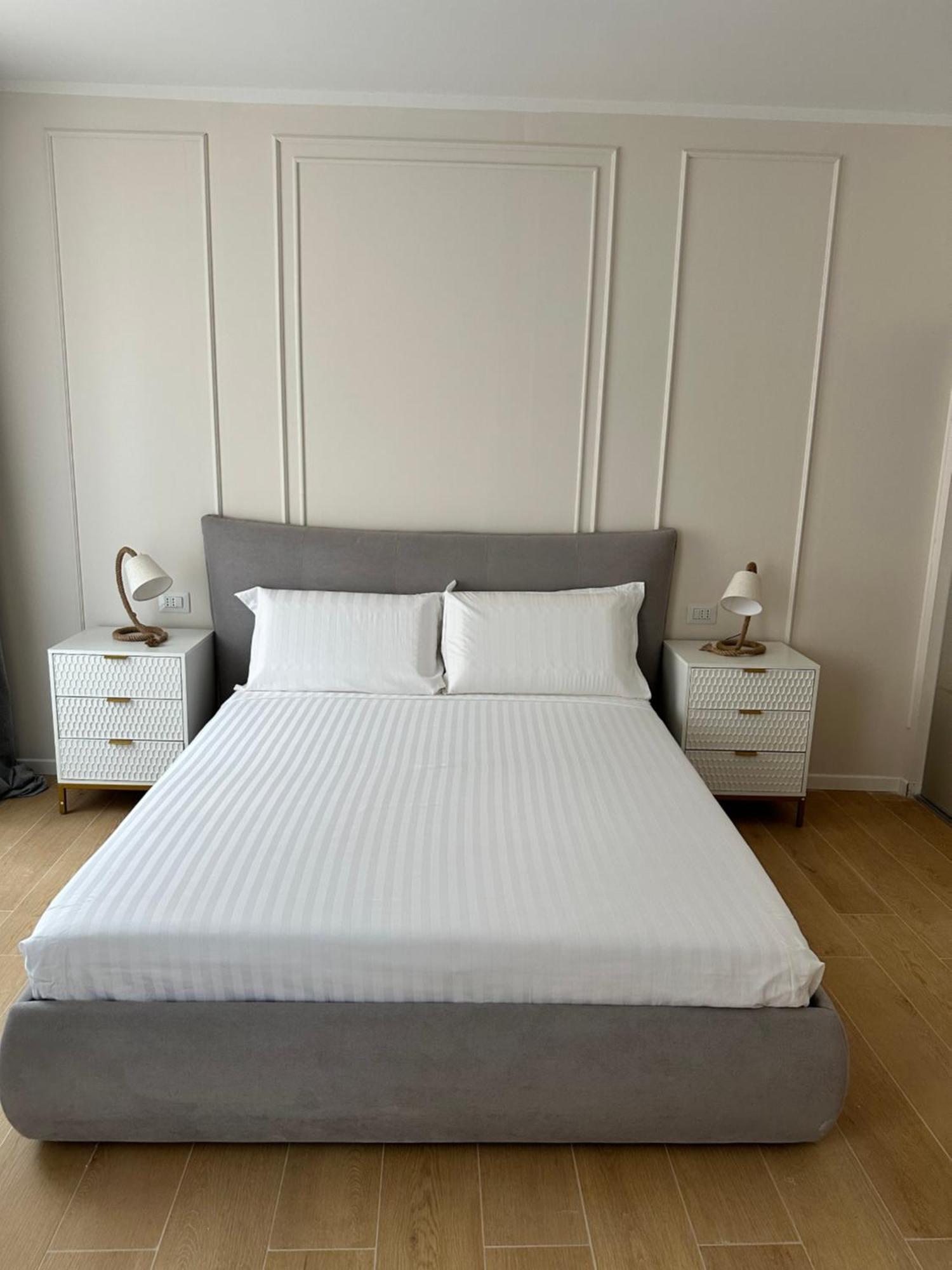 Luna Luxury Suite Bergamo Exteriör bild